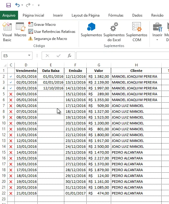 Calendário na célula Excel